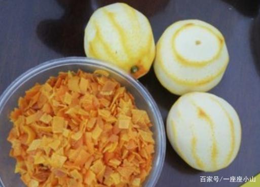 给大家介绍一个很好吃的橙皮丁的做法(图3)